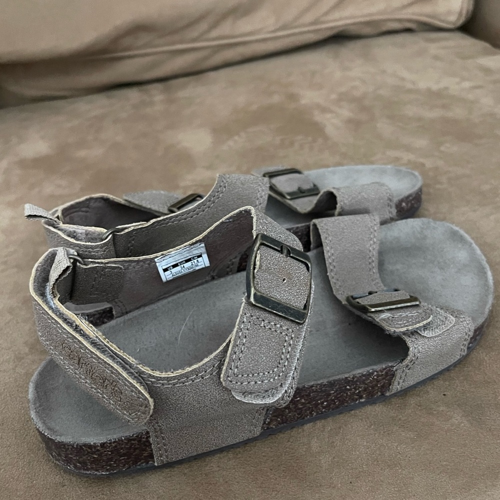 Sandals - Picture 2 of 5